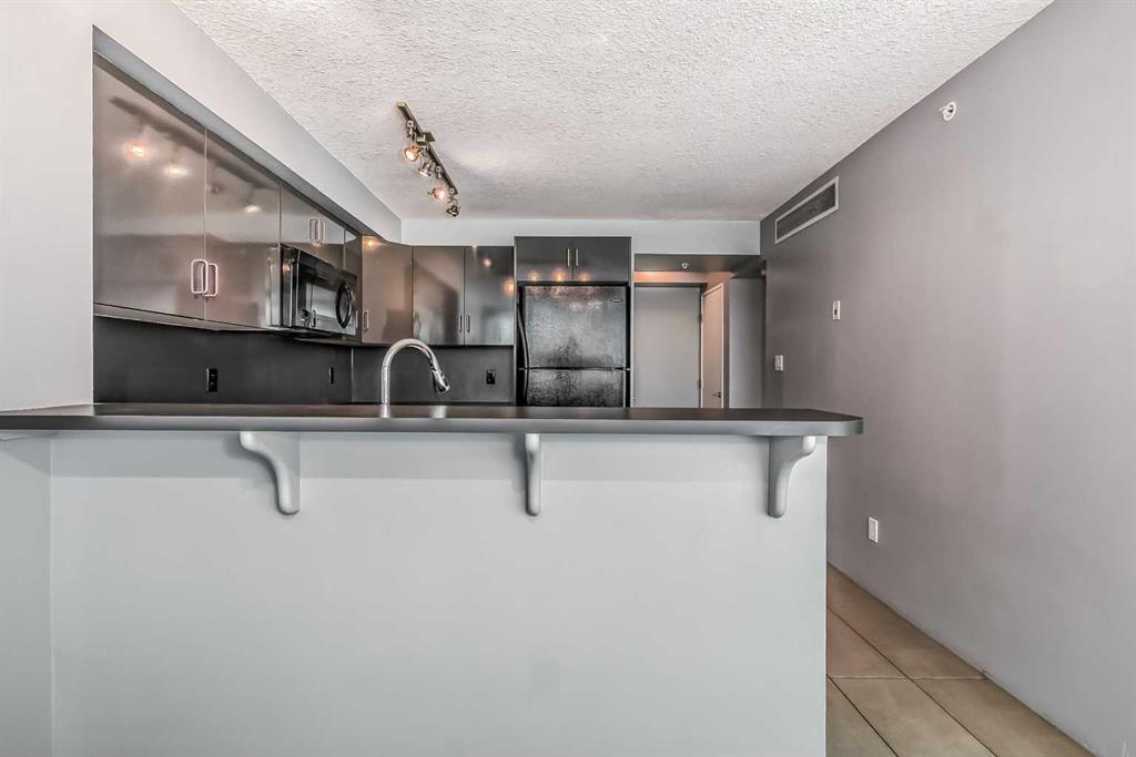 188 15 Avenue SW, #204