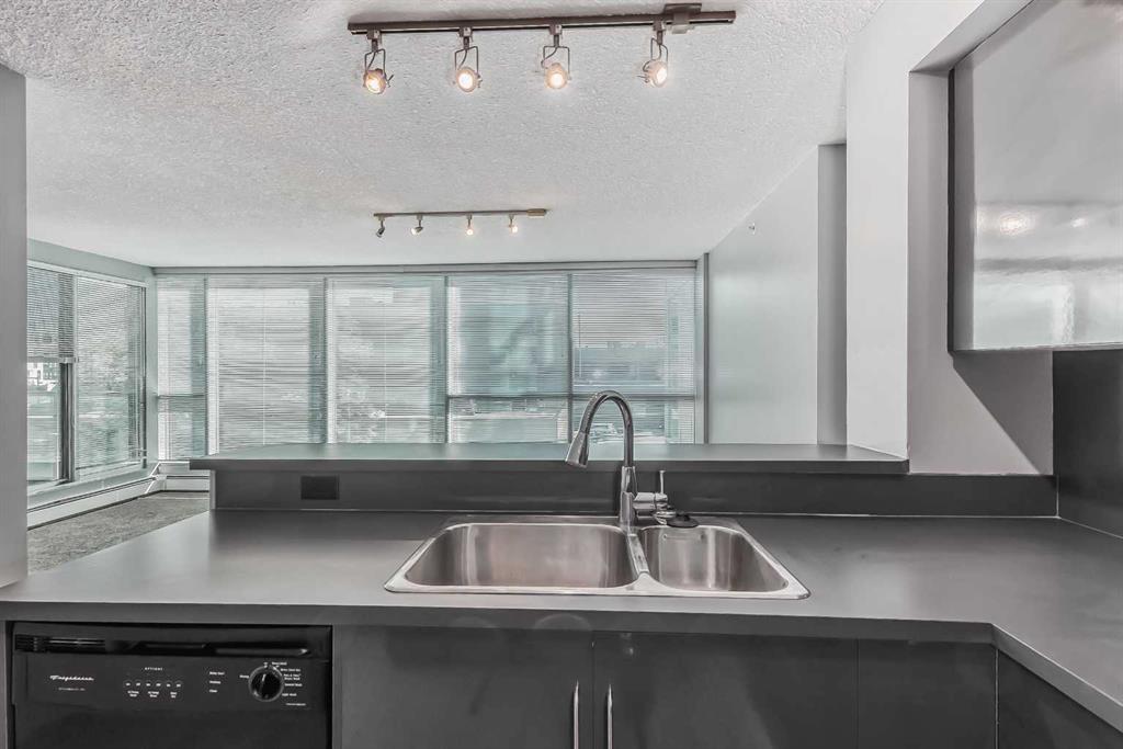 188 15 Avenue SW, #204