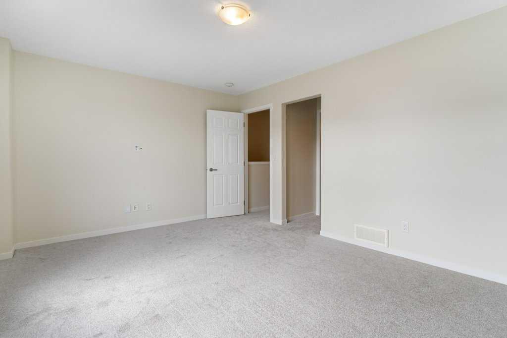 210 South Point Park SW