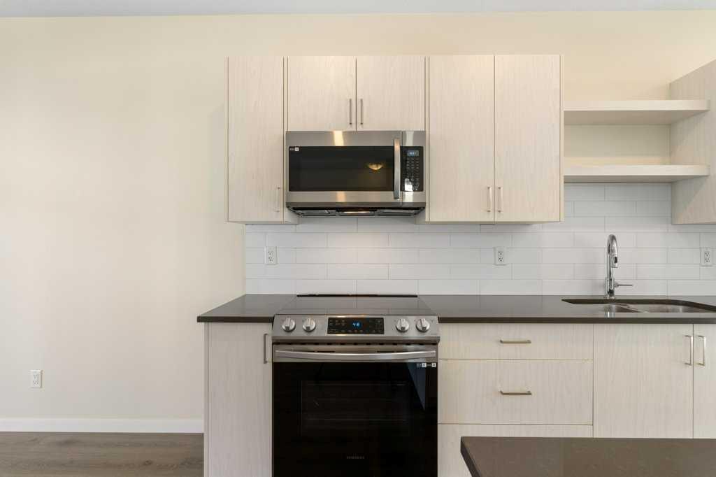 210 South Point Park SW