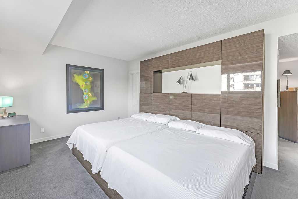720 13 Avenue SW, #830