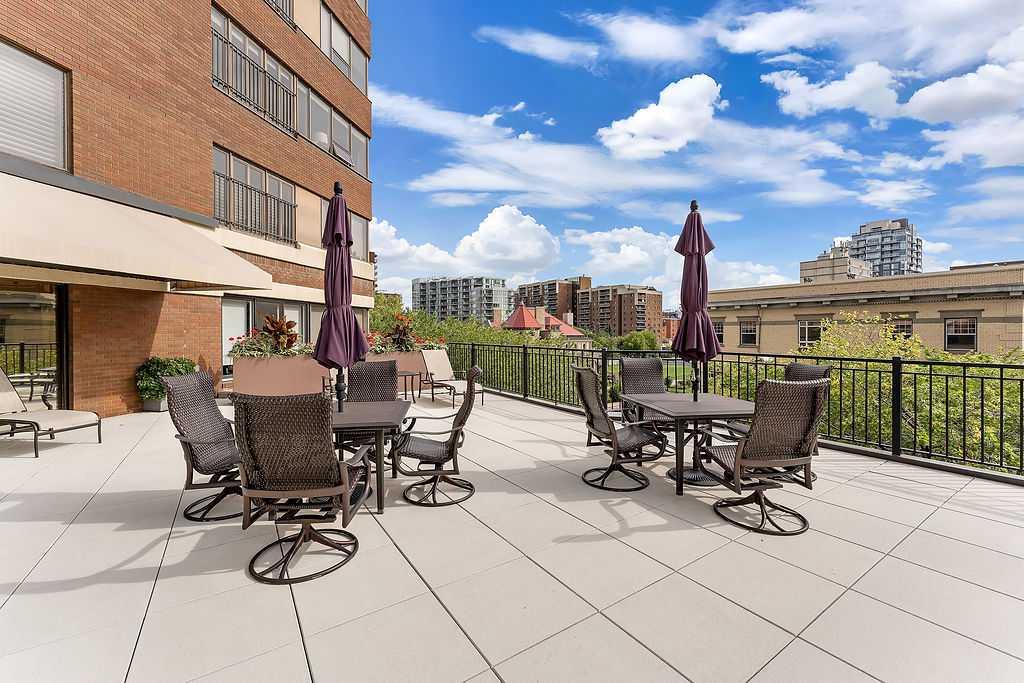 720 13 Avenue SW, #830