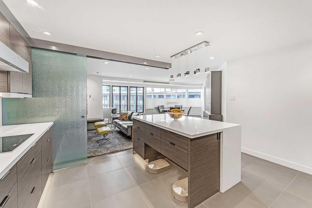 720 13 Avenue SW, #830