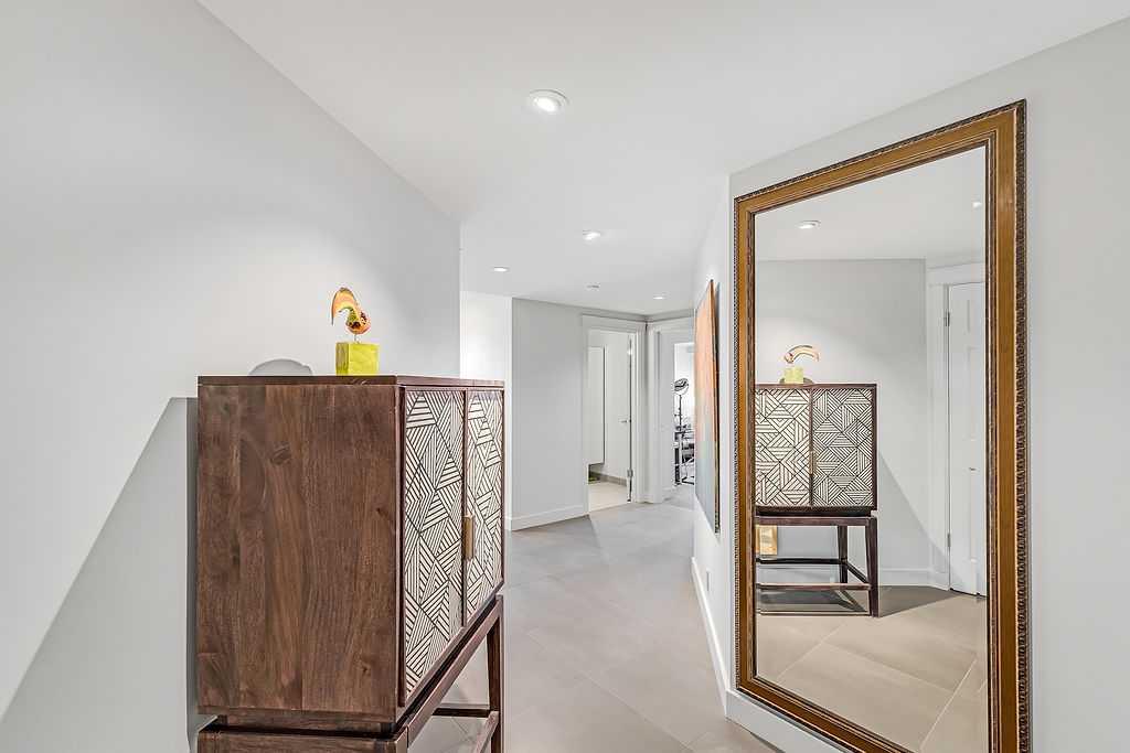 720 13 Avenue SW, #830