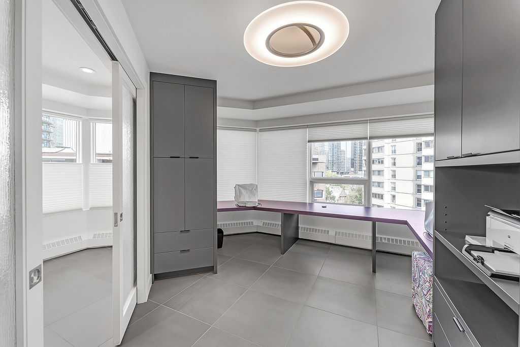 720 13 Avenue SW, #830