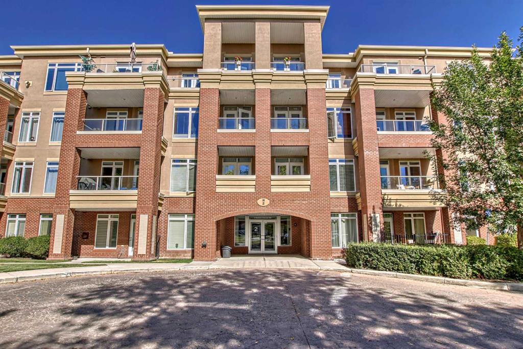 2 Hemlock Crescent SW, #212