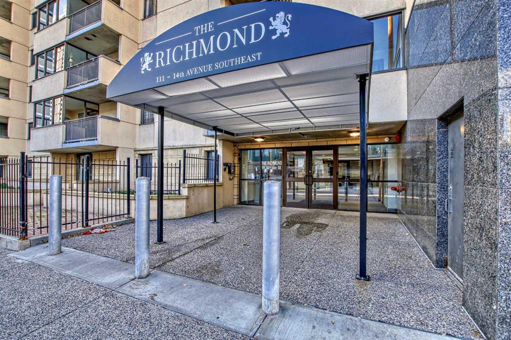 111 14th Avenue SE, #704