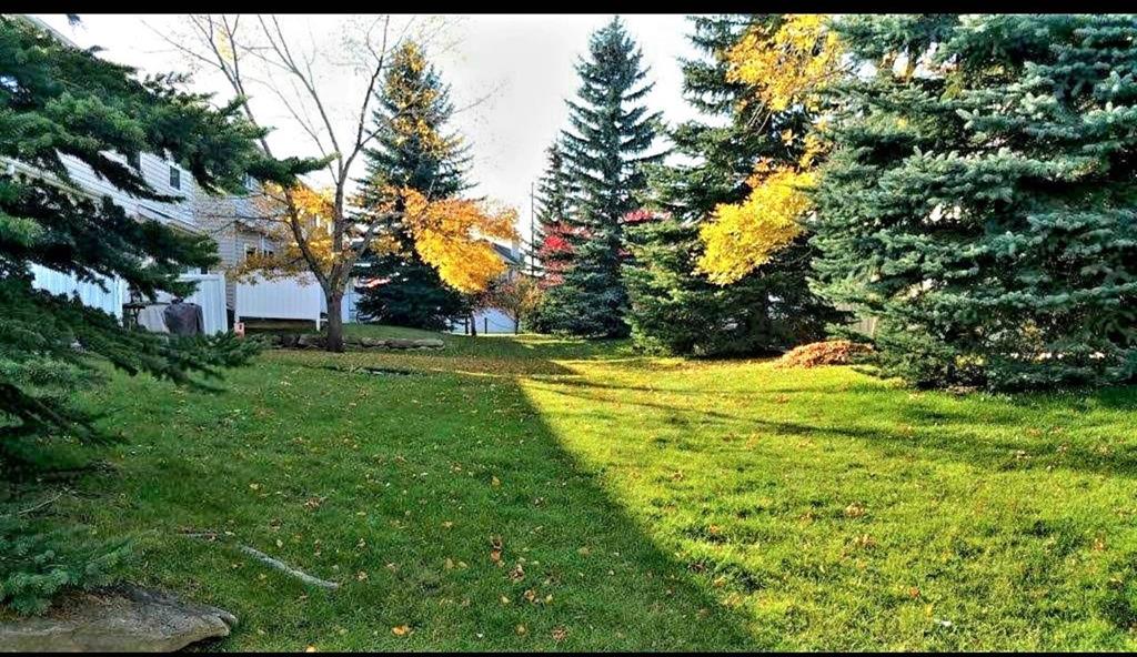 16 Millrise Green SW