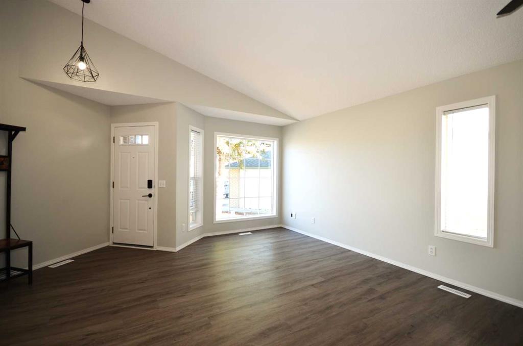 Listing A2080958 - Large Photo # 4