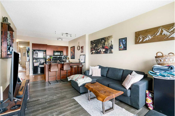 8710 Horton Road SW, Calgary