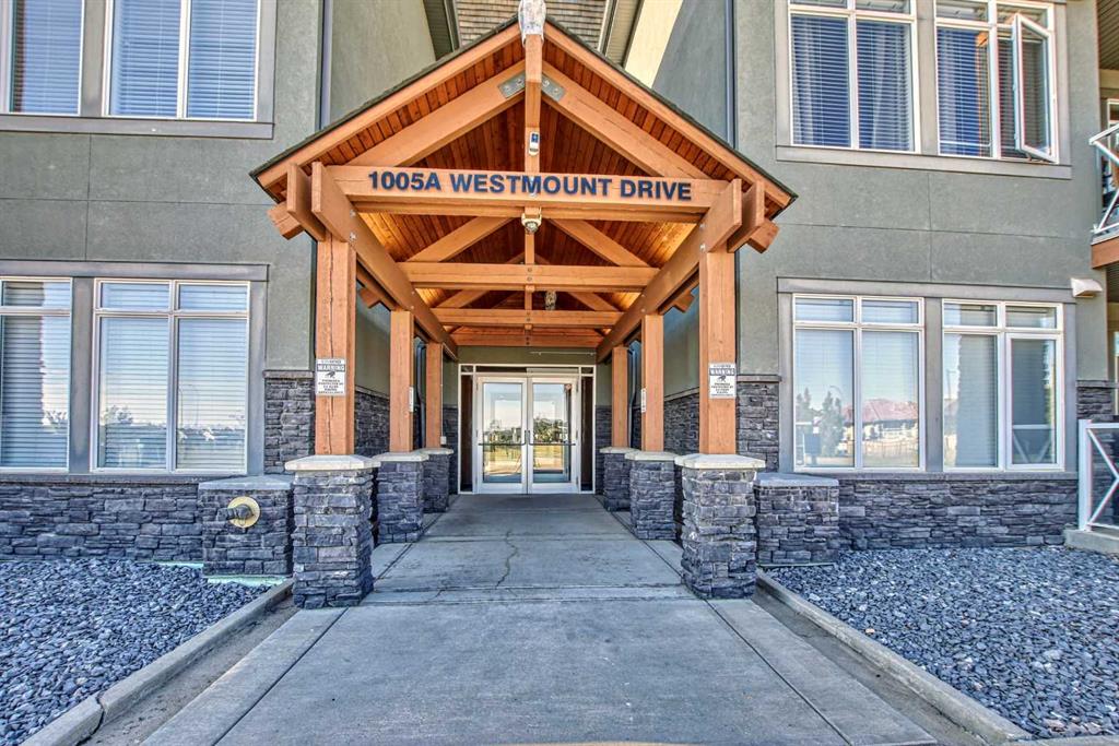 1005A Westmount Drive, #104