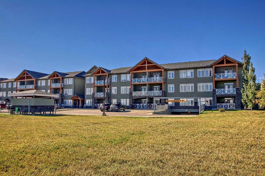 1005A Westmount Drive, #104