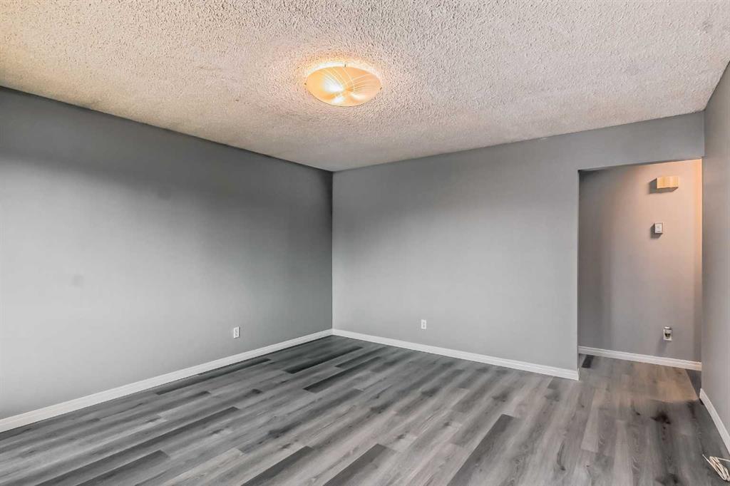 239 Margate Close NE