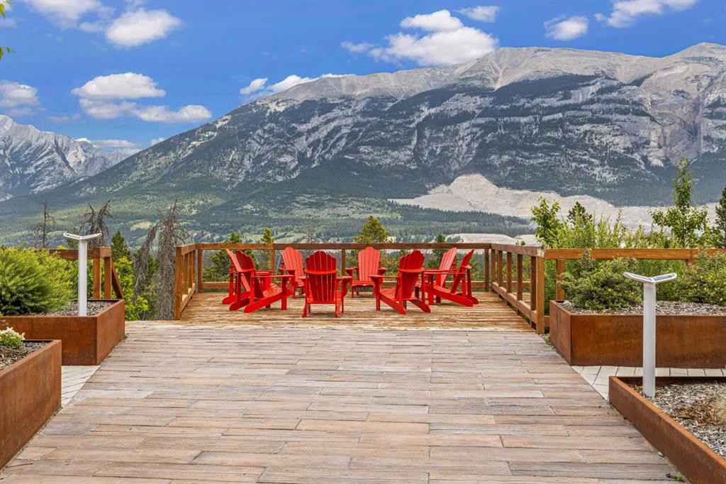 106 STEWART CREEK Rise, #217