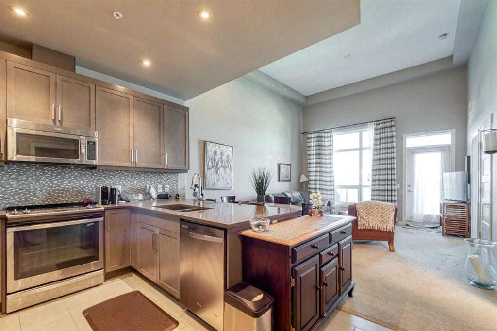 145 Burma Star Road SW, #402