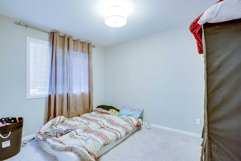 125 Redstone Walk NE, #204