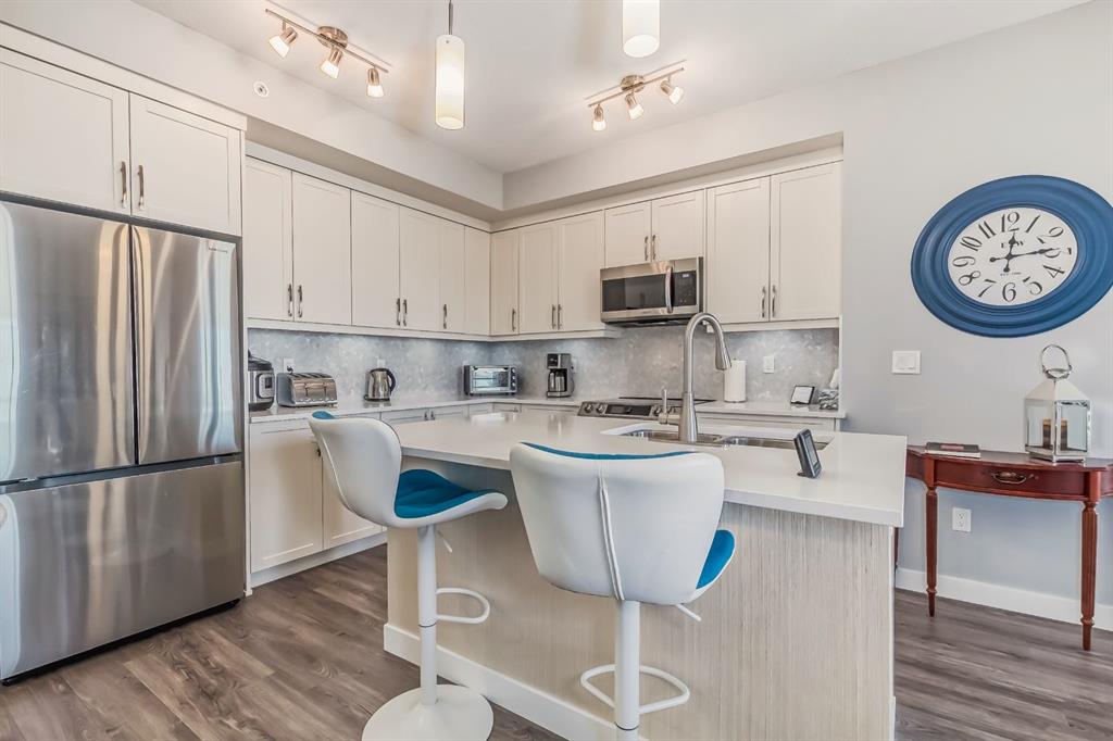 300 Auburn Meadows Manor SE, #411