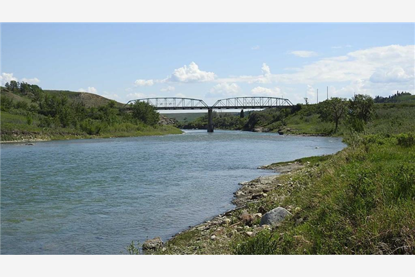 86 acres on Highwood Rive E- 16-21-28 W4, Rural Foothills County