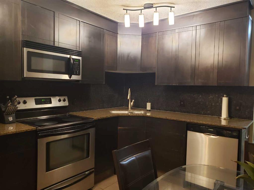 812 14 Avenue SW, #204