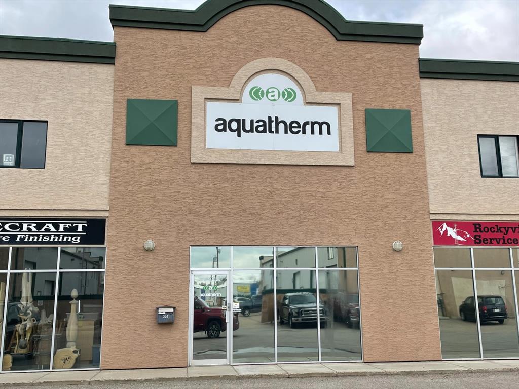151 East Lake Boulevard NE, #305