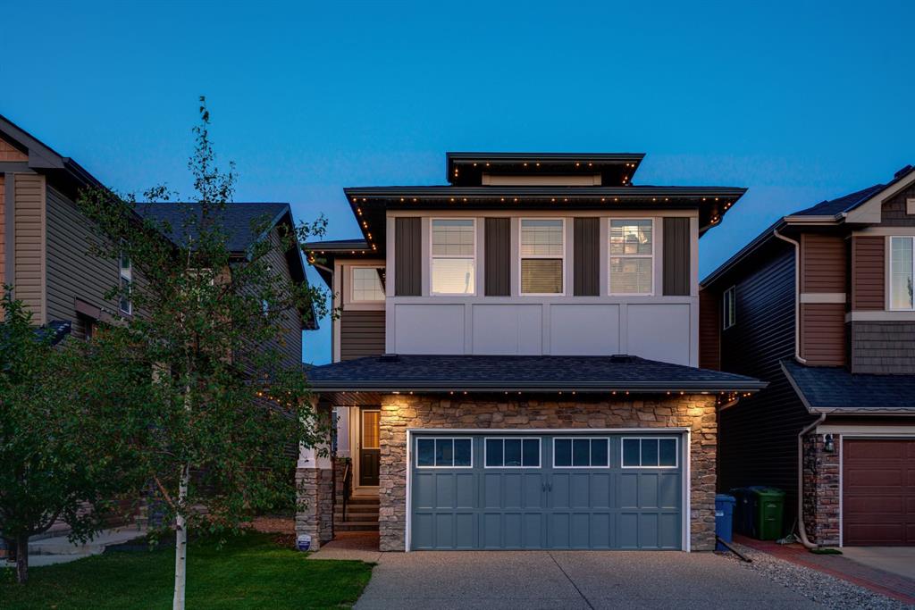 18 Cougar Ridge Rise SW