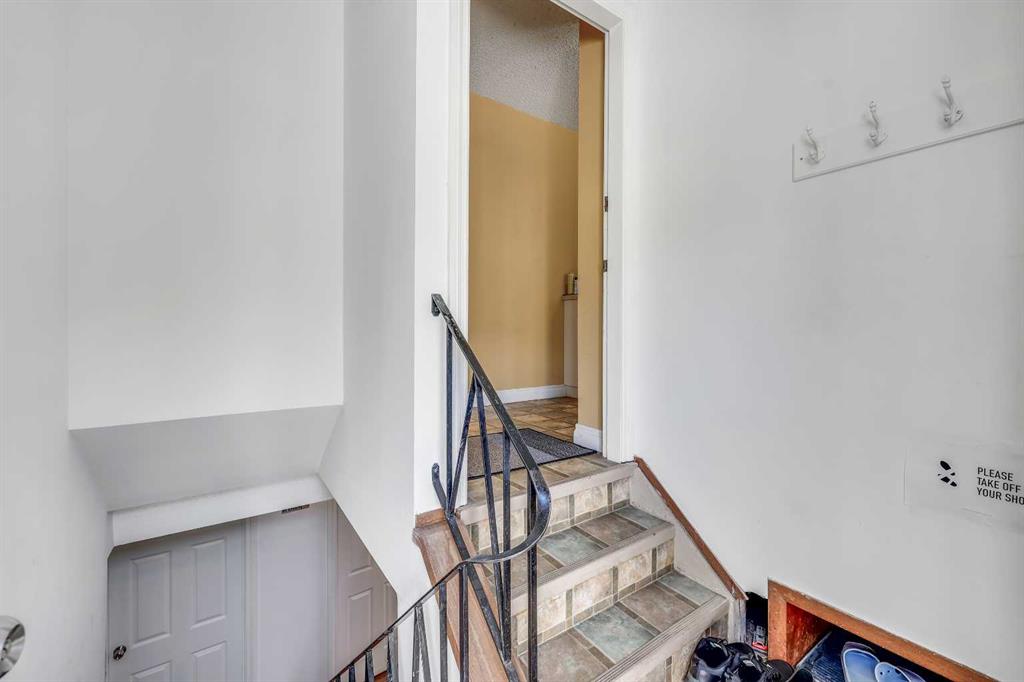 Listing A2081478 - Large Photo # 25