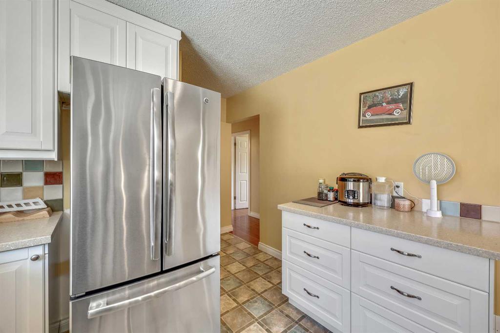 Listing A2081478 - Large Photo # 17