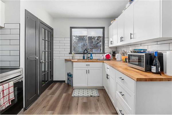1613 Westmount Road NW, Calgary