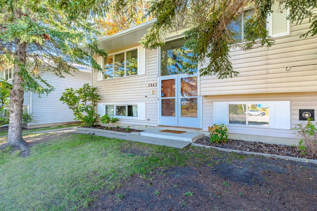 1343 University Drive NW