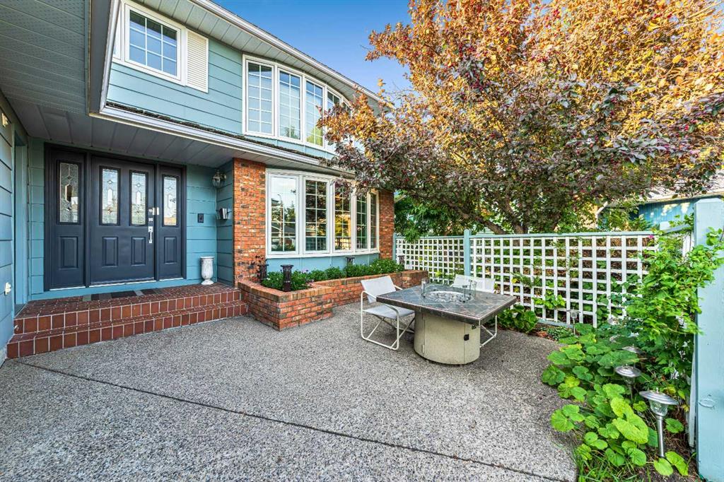 28 Woodmont Place SW