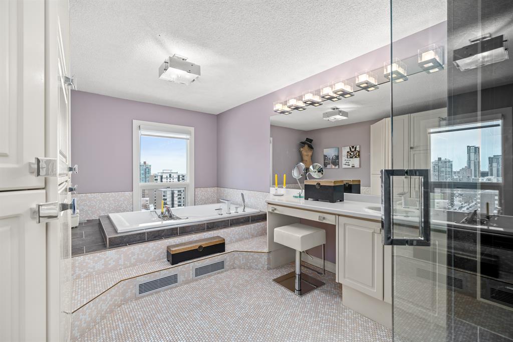 540 14 Avenue SW, #1440