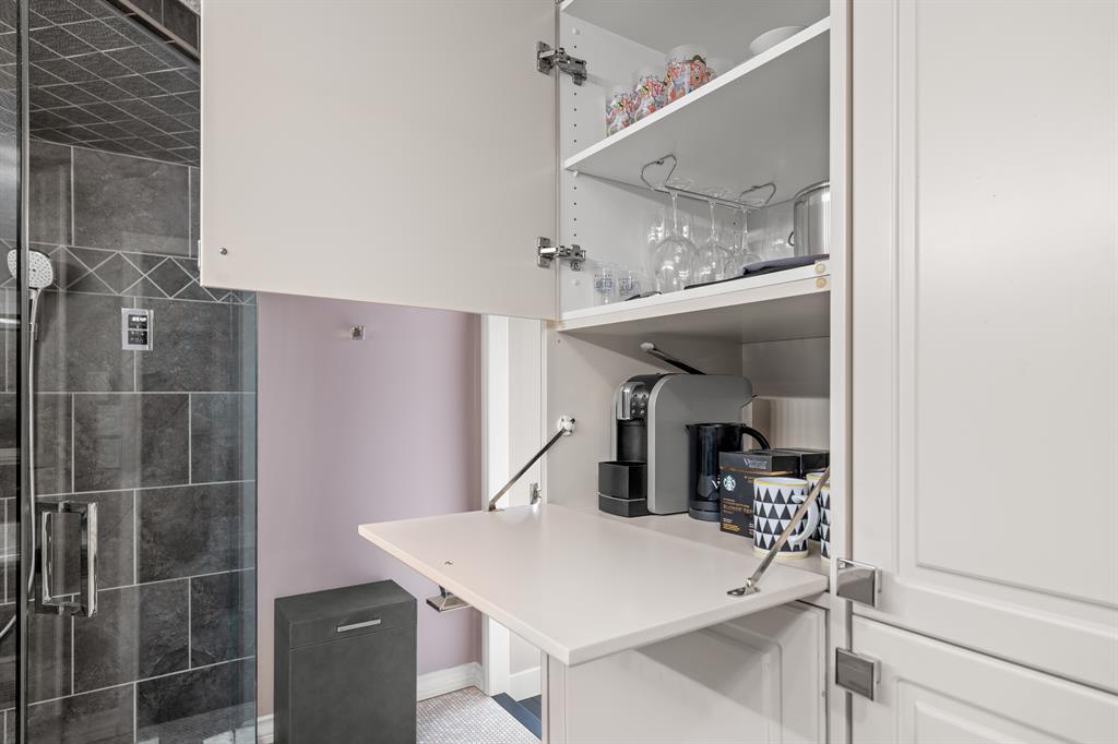 540 14 Avenue SW, #1440