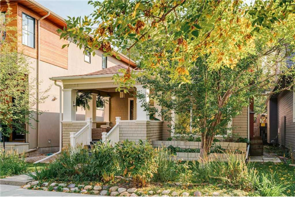 613 34 Avenue SW, Calgary