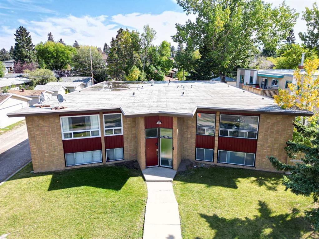 3532 Charleswood Drive NW