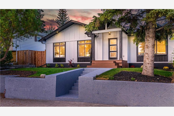 26 Collingwood Place NW, Calgary