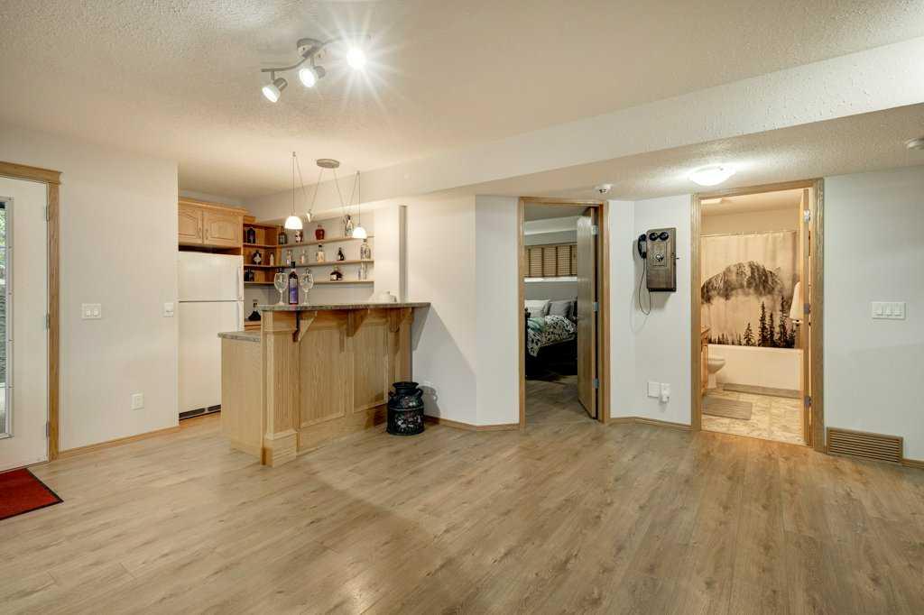 1 Grande Point Estates