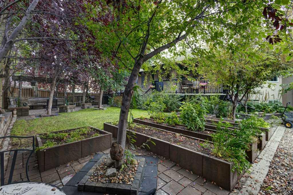 1 Grande Point Estates