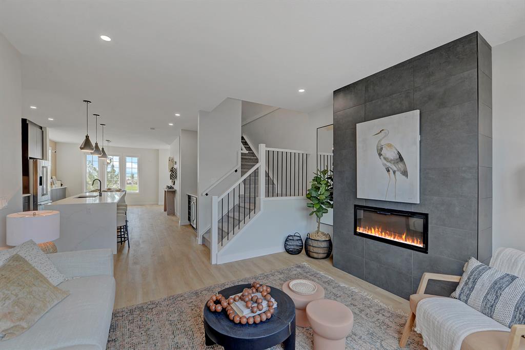 946 Harmony Parade