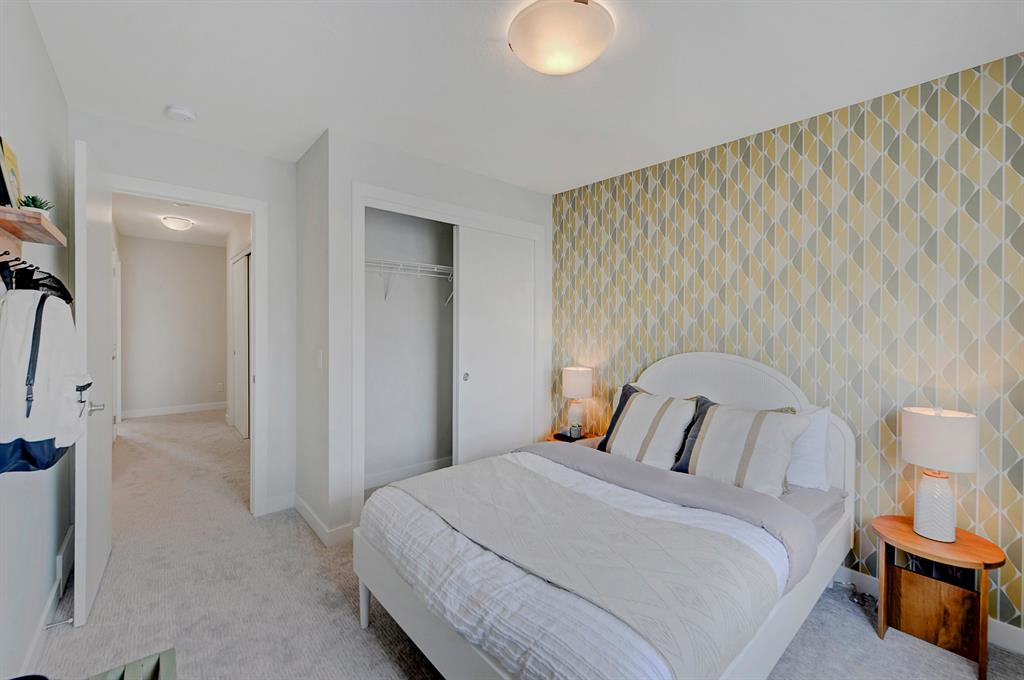946 Harmony Parade