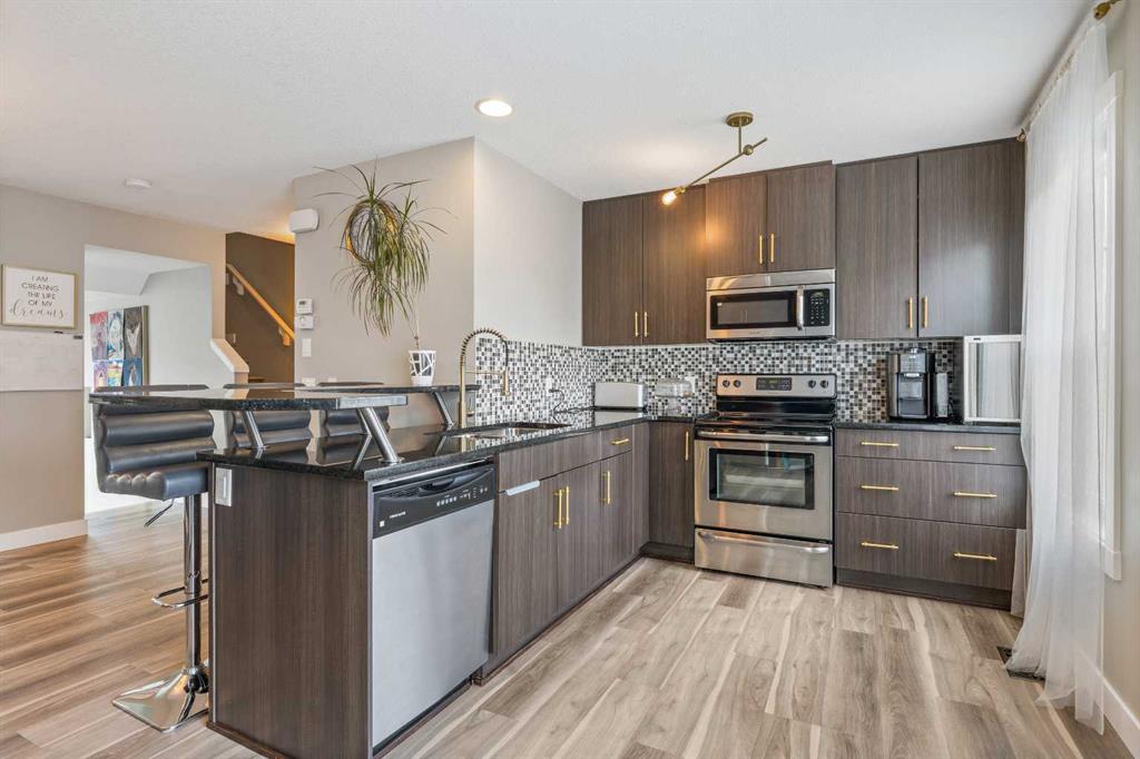 506 Mckenzie Towne Square SE