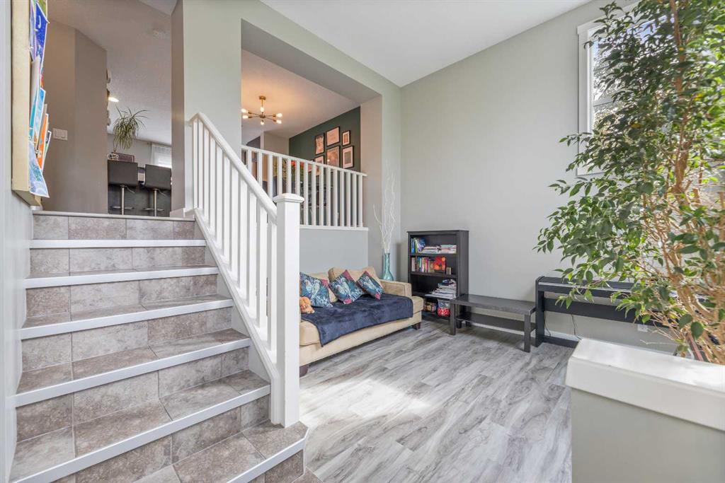506 Mckenzie Towne Square SE