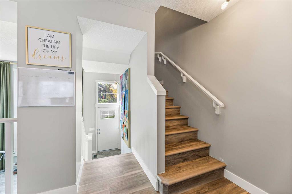 506 Mckenzie Towne Square SE