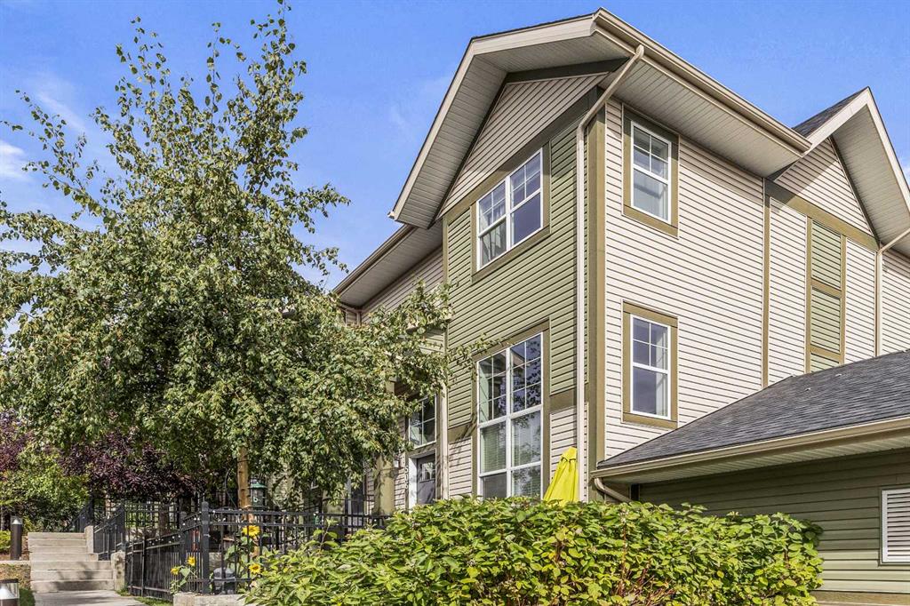506 Mckenzie Towne Square SE