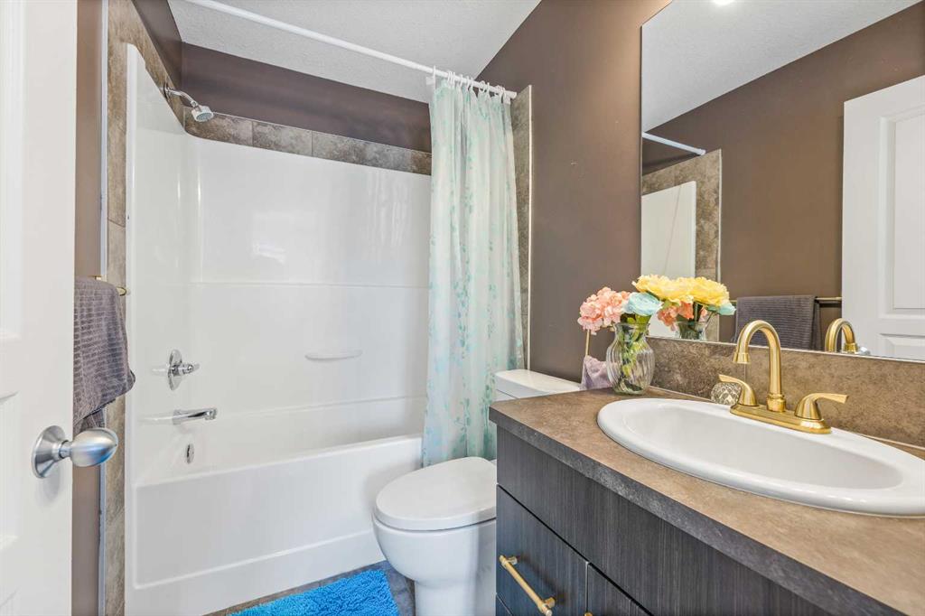 506 Mckenzie Towne Square SE