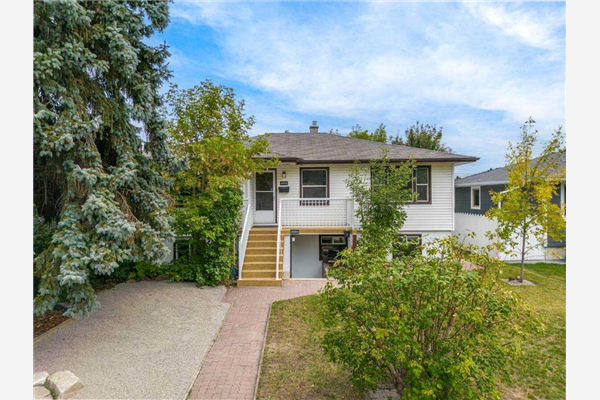 1010 Regal Crescent NE, Calgary