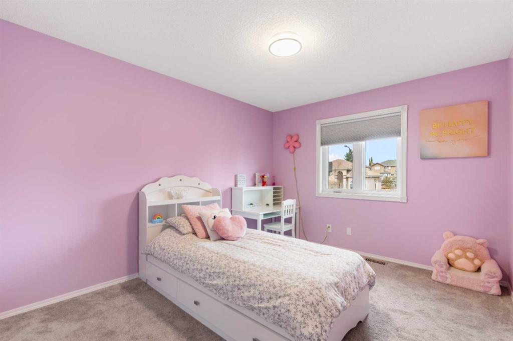29 Edgevalley Way NW