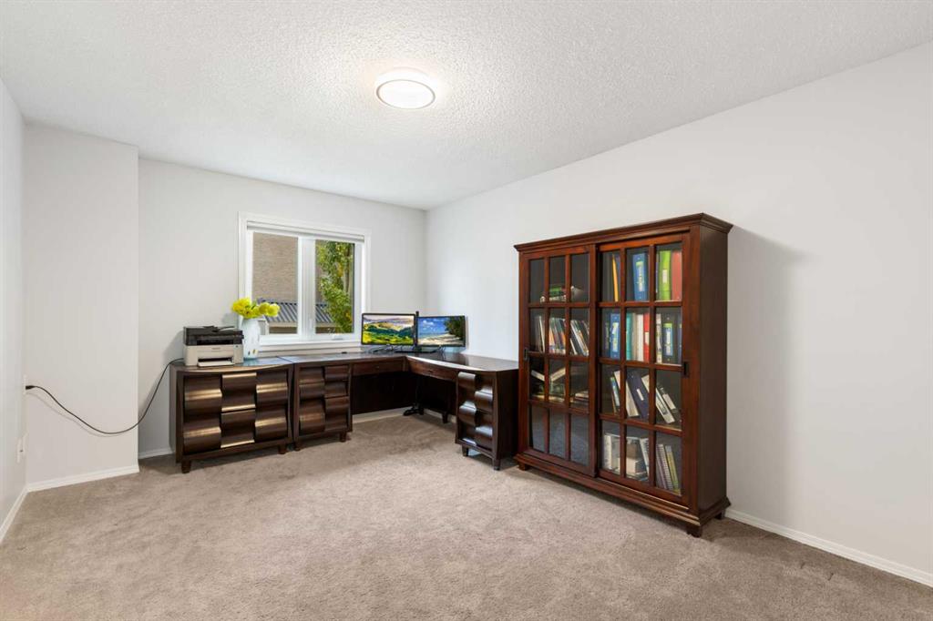 29 Edgevalley Way NW