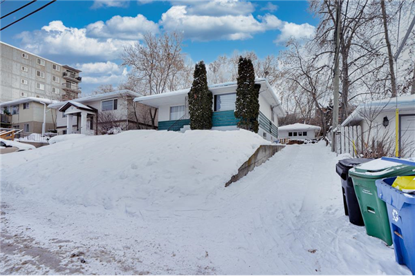 1729 25 Avenue SW, Calgary
