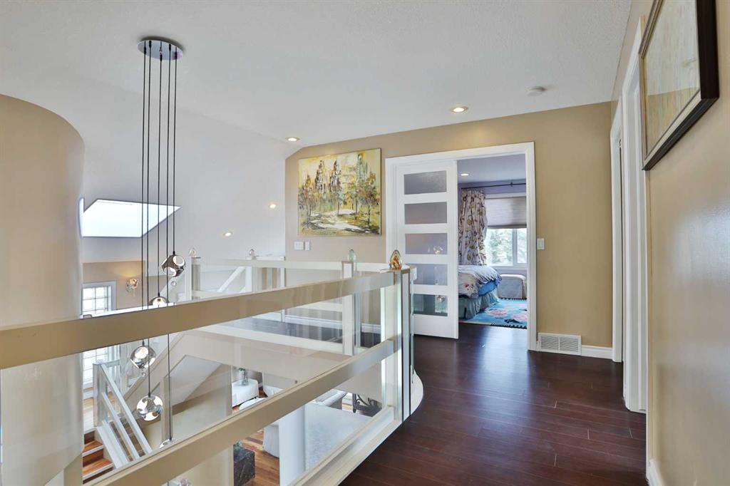 195 Hamptons Terrace NW