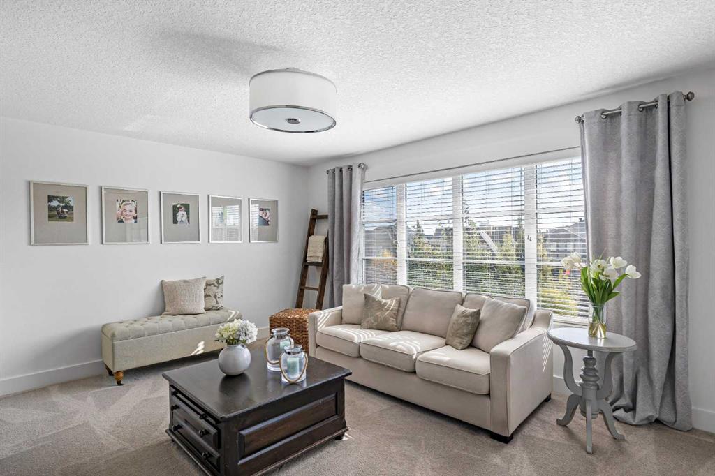244 Coopers Park SW